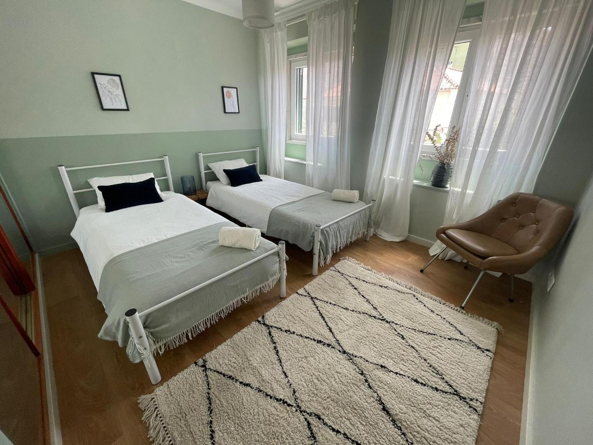 Comfortable Town House In Quiet Area By Lovelystay Лиссабон Экстерьер фото